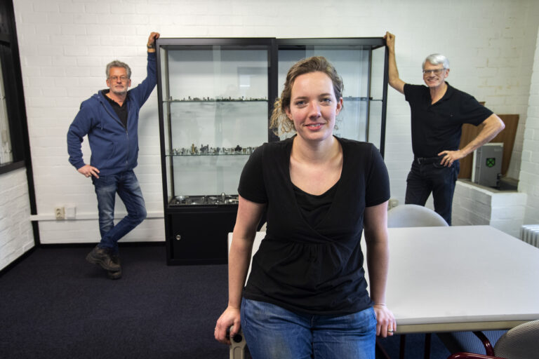 Rene en Barbara Snijders runnen samen RIGO Metaal BV in Udenhout. Een CNC productie bedrijf met een eigen aanbod Demontabele verbindingssystemen