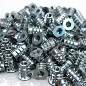 Bestel aantallen vanaf 500 stuks via RIGO Metaal BV